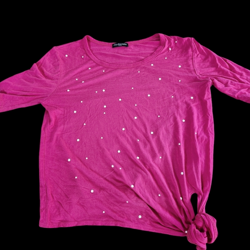 Cha Cha Vente Small Ladies Top. Pink.  Tie Waist. White Button Polkadot
